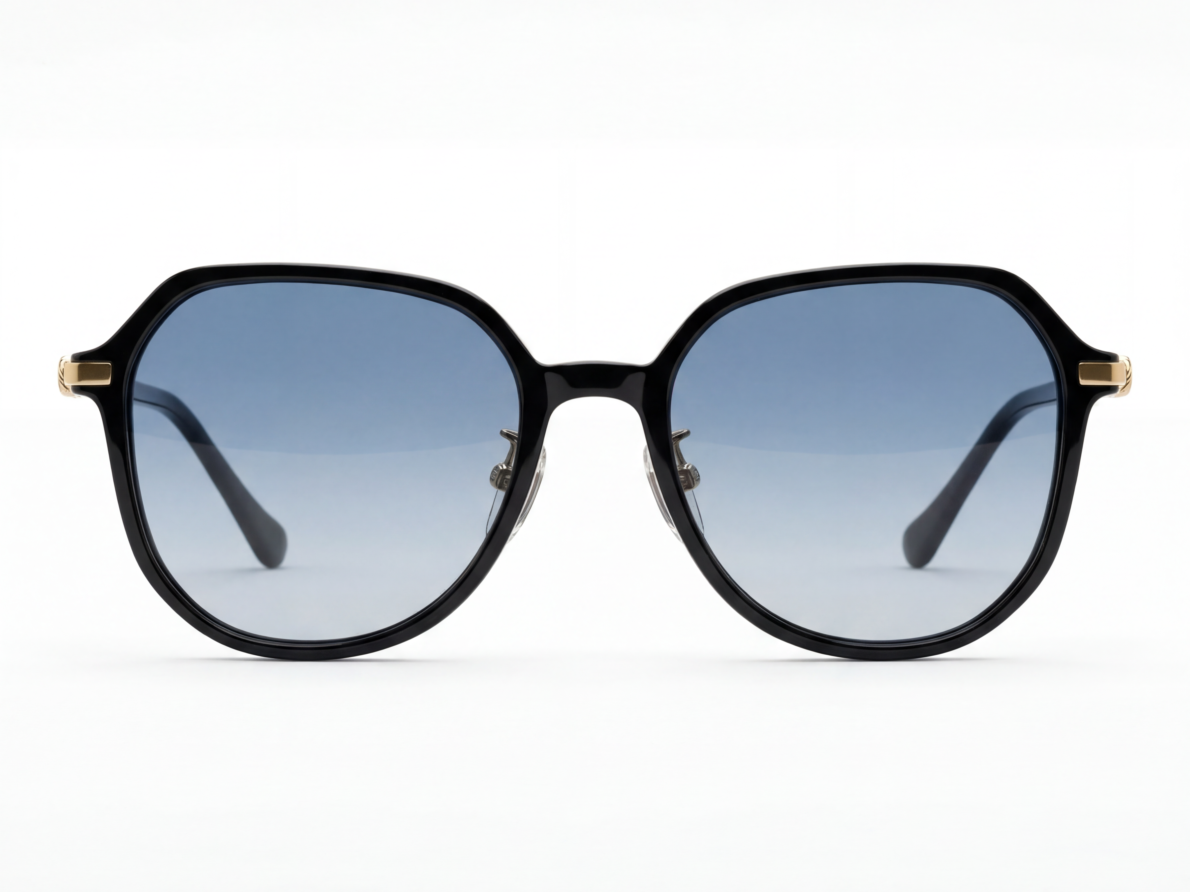Vero — Glossy Black Frame & Sky Blue Gradient Lenses