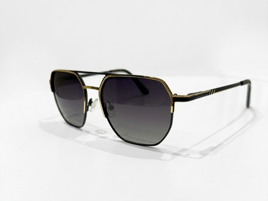 Talon — Gold & Black Aviator Frame & Smoke Gradient Lenses