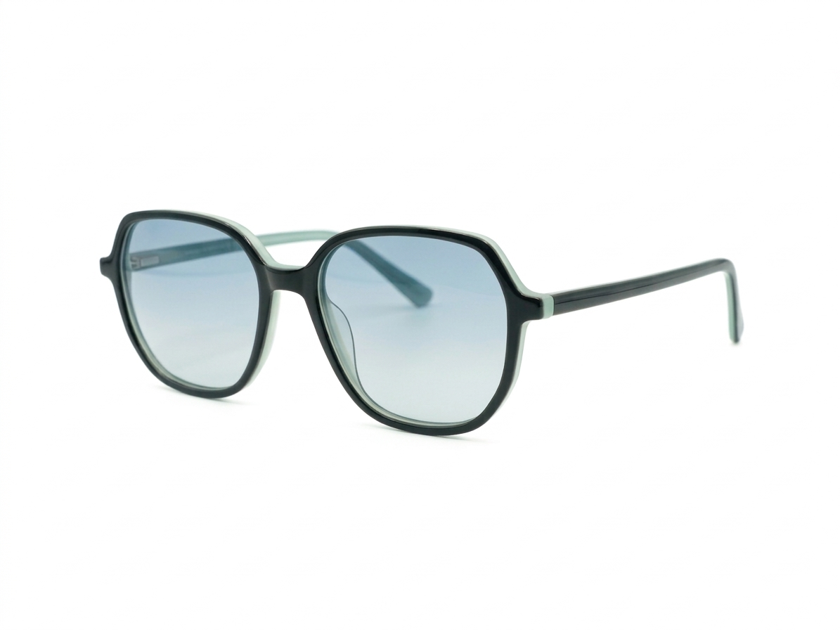 Kairo — Black, Mint Frame & Blue Gradient Lenses