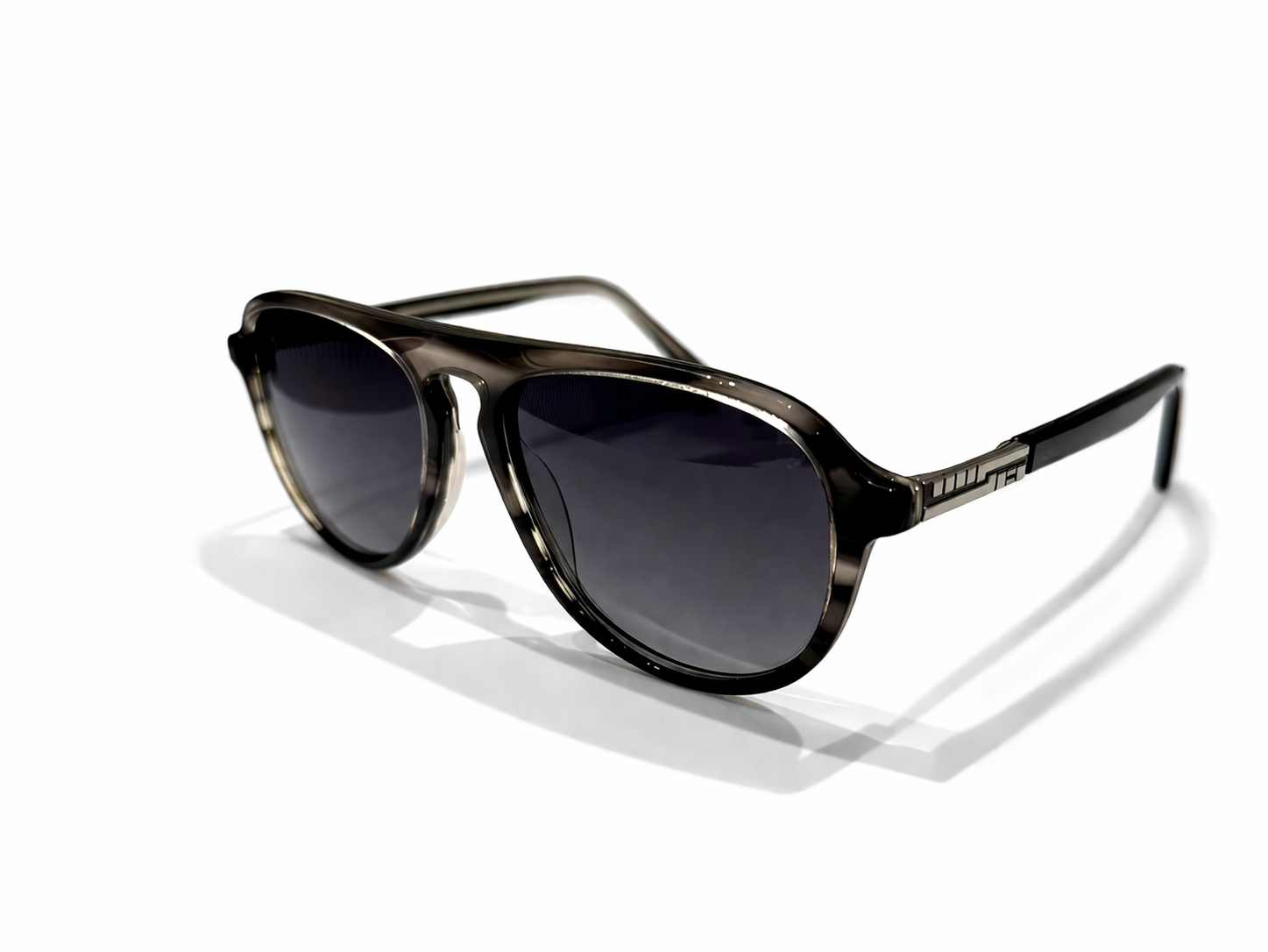 Riven — Smoke Marble Navigator Frames & Shadow Gradient Lenses